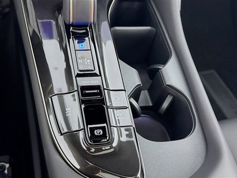 New 2026 Toyota Crown Signia image 21