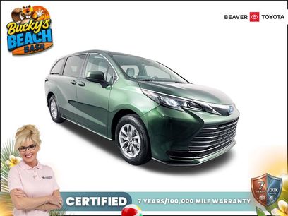 Used 2025 Toyota Sienna LE