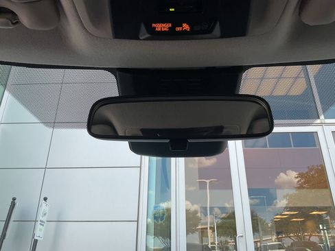 Used 2025 Toyota Corolla LE FWD image 19
