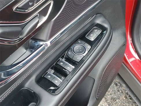 Certified 2023 Lincoln Corsair AWD w/ Equipment Group 101A image 10