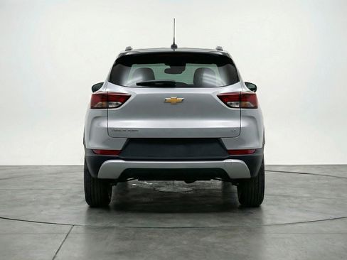 Used 2025 Chevrolet TrailBlazer LT FWD image 7