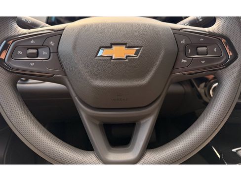 New 2026 Chevrolet Trax LT FWD image 9