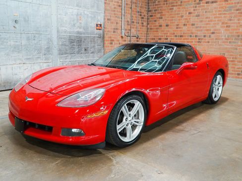 Used 2008 Chevrolet Corvette Coupe RWD image 40