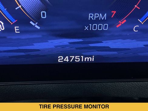 Certified 2026 Chevrolet Traverse LT FWD image 4