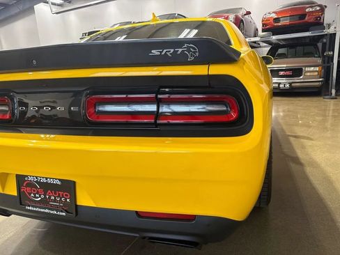 Used 2017 Dodge Challenger SRT Hellcat RWD image 71
