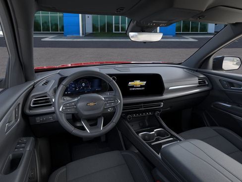 New 2026 Chevrolet Traverse LT w/ Driver Confidence Package FWD image 30