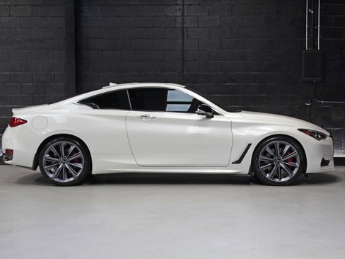 Used 2022 INFINITI Q60 Red Sport 400 w/ Cargo Package RWD image 18