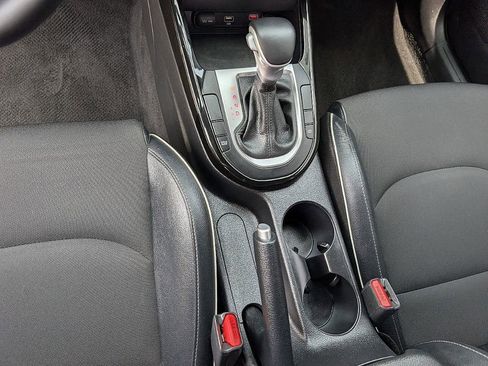 Used 2022 Kia Forte GT-Line FWD image 30