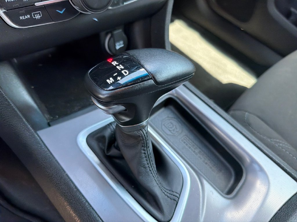 Used 2023 Dodge Charger SXT RWD image 15
