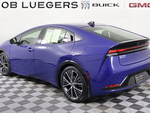 Used 2026 Toyota Prius LE image 5