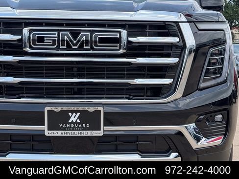 New 2026 GMC Yukon Elevation w/ Elevation Premium Package AWD/4WD image 8