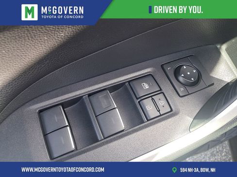 Used 2025 Toyota RAV4 XSE w/ Advanced Technology Package AWD/4WD image 14