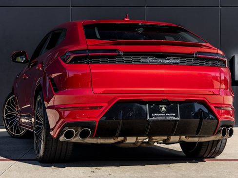 Used 2026 Lamborghini Urus SE image 6