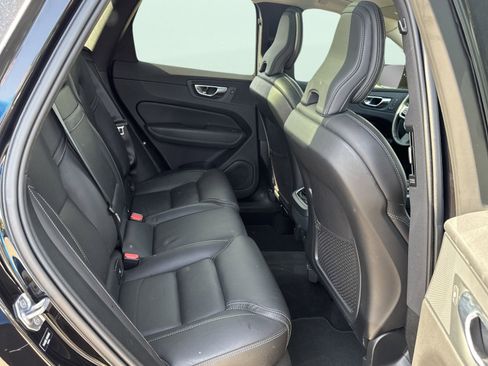 Used 2021 Volvo XC60 T5 Inscription image 31