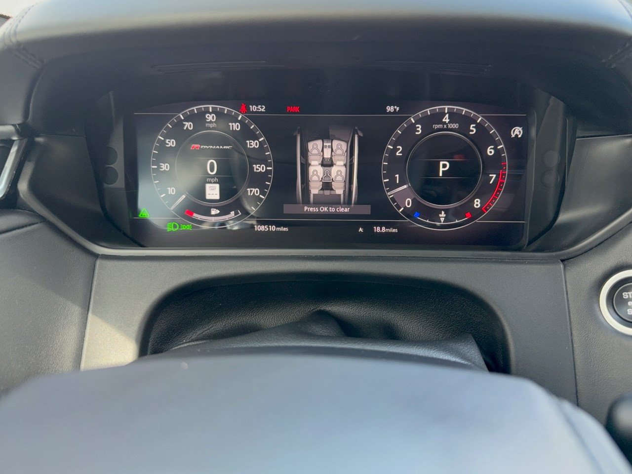 Used 2018 Land Rover Range Rover Velar R-Dynamic HSE AWD/4WD image 26