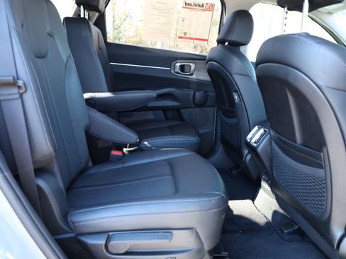 Used 2023 Kia Sorento X-Line EX image 14