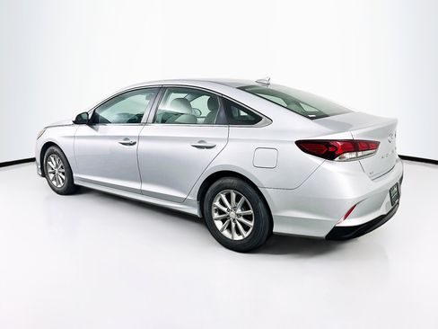 Used 2018 Hyundai Sonata SE FWD image 5