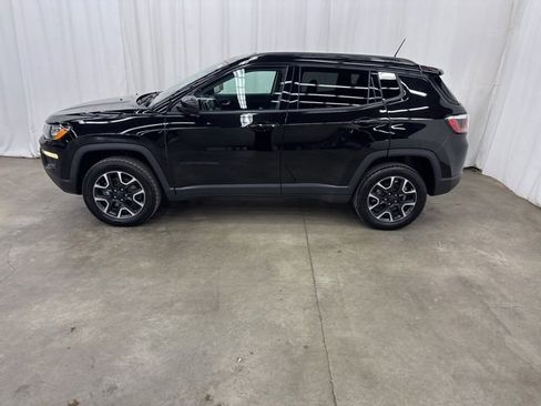 Used 2019 Jeep Compass Sport image 30