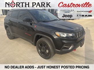 Used 2023 Jeep Compass Trailhawk AWD/4WD video 1
