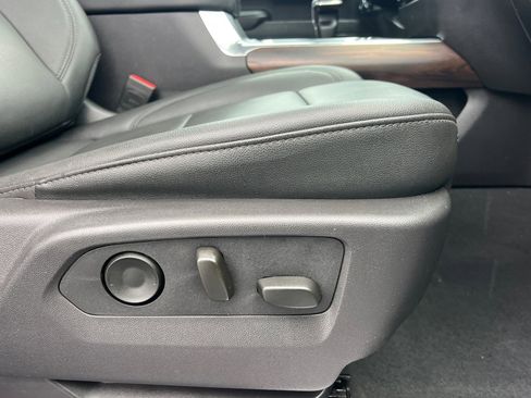 Used 2024 GMC Sierra 1500 SLT w/ SLT Premium Plus Package image 23