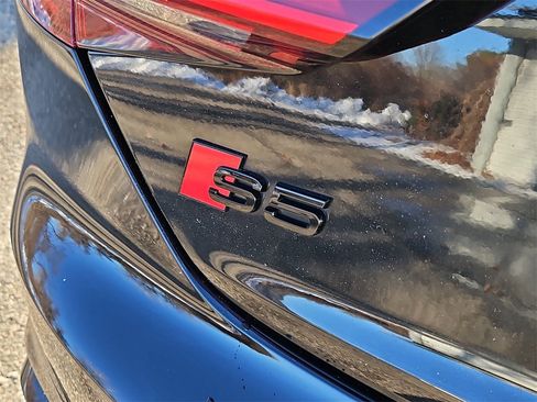 Used 2022 Audi S5 Premium Plus image 12