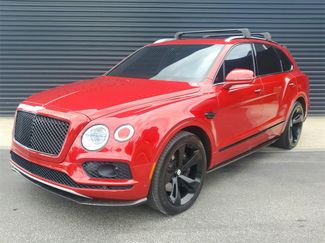 Used 2018 Bentley Bentayga image 1