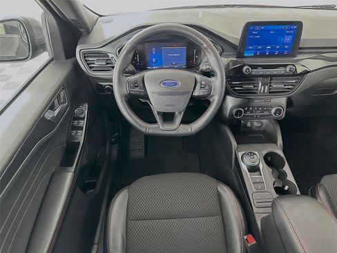 Used 2025 Ford Escape ST-Line image 21