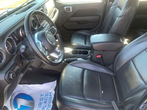 Used 2018 Jeep Wrangler Unlimited Sahara w/ Safety Group image 22