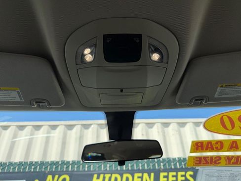 Used 2020 Chrysler Voyager LX FWD image 38
