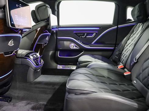 New 2026 Mercedes-Benz Maybach S 580 4MATIC image 20