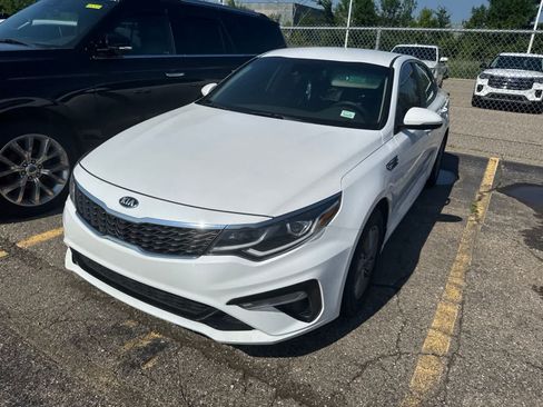 Used 2020 Kia Optima LX FWD image 3