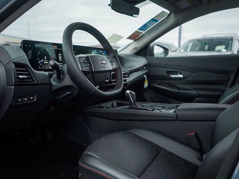 New 2026 Nissan Sentra SR w/ SR Premium Package image 16