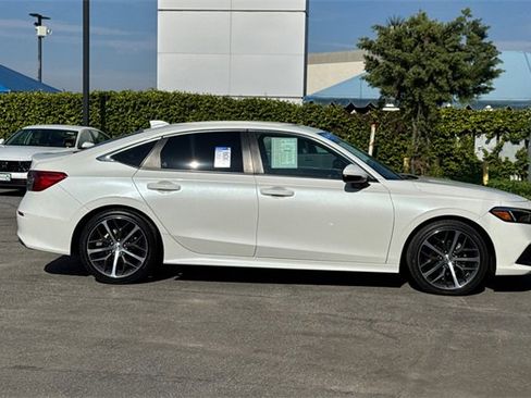 Certified 2023 Honda Civic Touring image 3