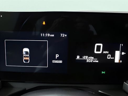 Used 2025 Nissan Kicks S image 22