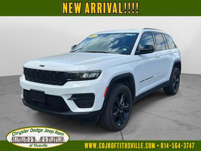 Used 2023 Jeep Grand Cherokee Altitude