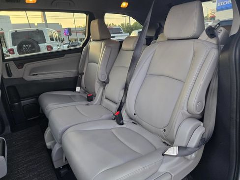 Used 2023 Honda Odyssey EX-L image 10