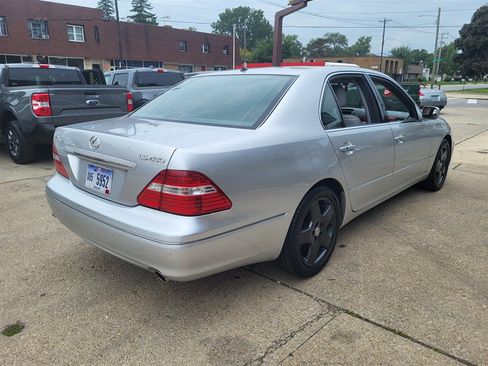 Used 2005 Lexus LS 430 RWD image 6