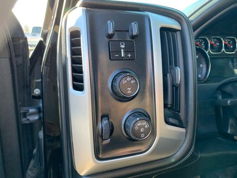 Used 2015 GMC Sierra 2500 SLE w/ SLE Preferred Package image 14