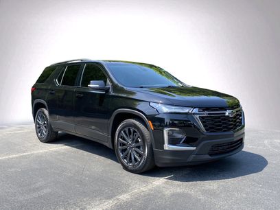 Used 2023 Chevrolet Traverse RS
