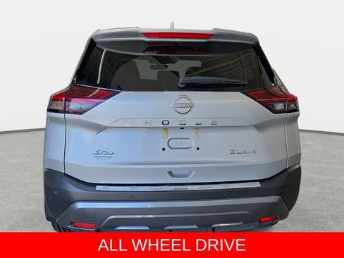 Used 2022 Nissan Rogue SL w/ SL Premium Package image 6