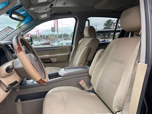 Used 2008 Nissan Armada SE w/ Drivers Preferred Pkg image 13