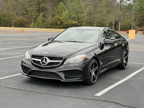 Used 2016 Mercedes-Benz E 400 4MATIC Coupe image 3