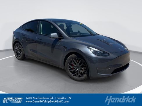 Used 2022 Tesla Model Y Performance AWD/4WD image 1