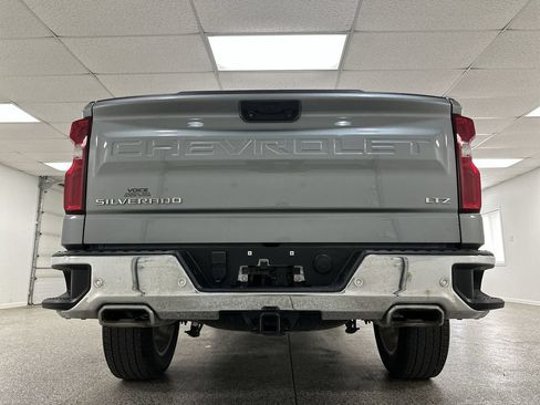 Used 2023 Chevrolet Silverado 1500 LTZ w/ LTZ Convenience Package II AWD/4WD image 35