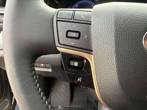 New 2026 Toyota Crown XLE AWD/4WD image 23