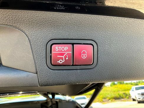 Used 2020 Mercedes-Benz GLS 450 4MATIC image 5