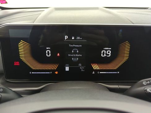 New 2026 Kia Sportage EX image 38