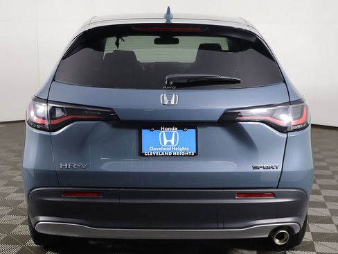 Used 2024 Honda HR-V Sport image 11