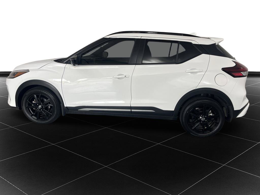Used 2024 Nissan Kicks SR FWD image 2