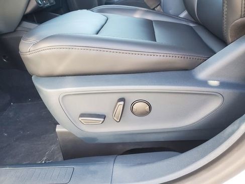 New 2025 Ford Maverick Lariat w/ Black Appearance Package AWD/4WD image 12
